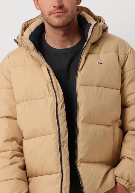 Beige TOMMY JEANS Wattierte Jack TJM ESSENTIAL PUFFER - large