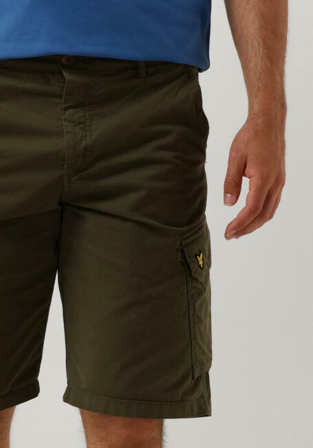 Olive LYLE & SCOTT Kurze Hose WEMBLEY CARGO SHORT - large