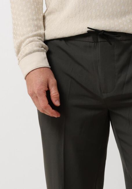 Grüne CAST IRON Chino CHINO TECH STRETCH - large